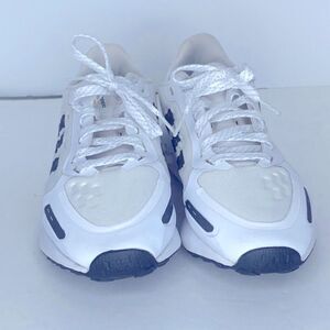White/Black ADIDAS size 7 (grade school) from ADIDAS